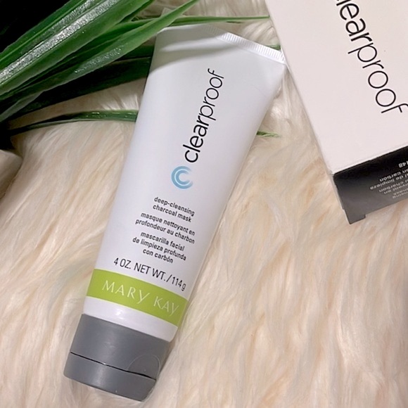 Mary Kay Clear Proof Deep Cleansing Charcoal Mask - Picture 5 of 6